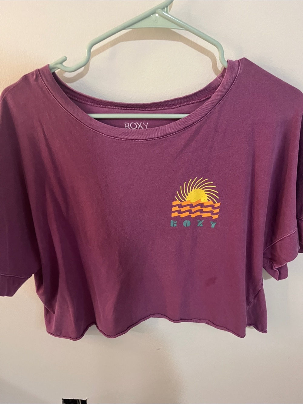 Roxy Purple Cropped Tee with Sunrise Graphic